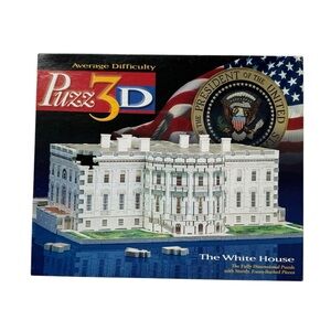 Milton Bradley 443 piece 3D jigsaw puzzle "The White House" Vintage 1995